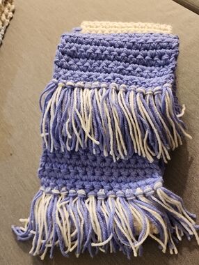 Handknit Crochet Fringe Scarf in Lavender and Cream